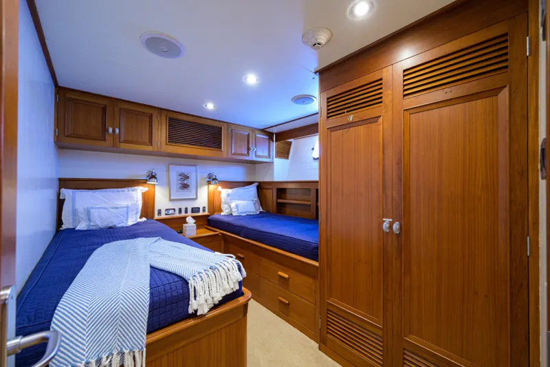 Slide: The Image of New England Boatworks Enclosed Raised Pilothouse 2003 - 30