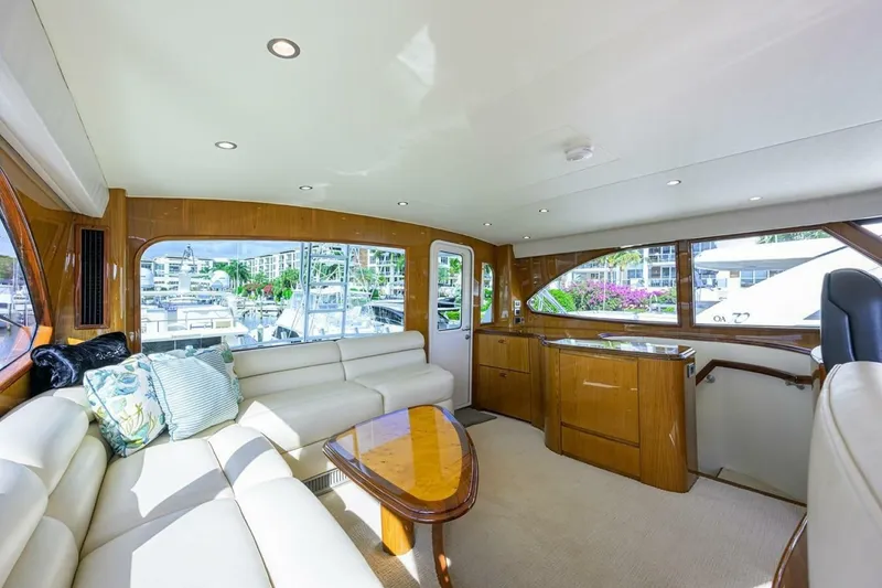 Slide: The Image of Viking Enclosed Flybridge 2010 - 24