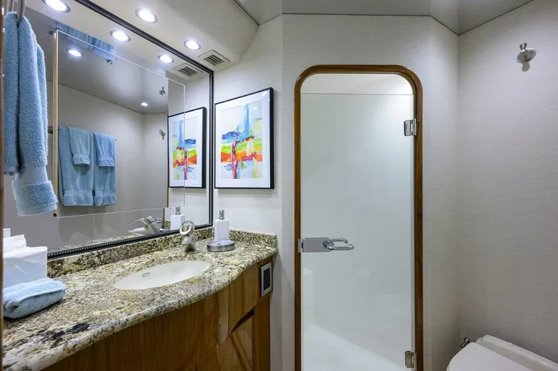 Slide: The Image of Viking Enclosed Flybridge 2010 - 17