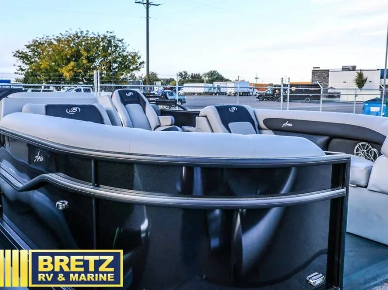 Slide: The Image of Barletta Boats A22QC 2026 - 6