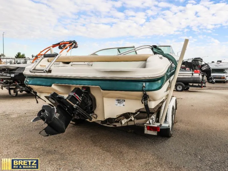 Slide: The Image of Sea Ray 210 2000 - 9