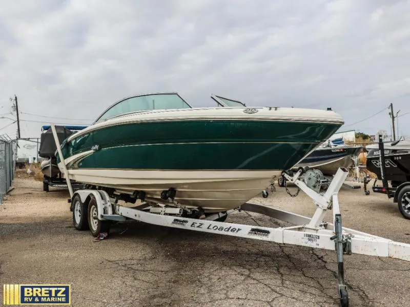 Slide: The Image of Sea Ray 210 2000 - 3
