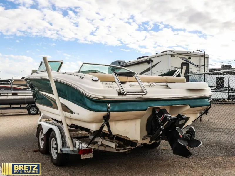 Slide: The Image of Sea Ray 210 2000 - 7