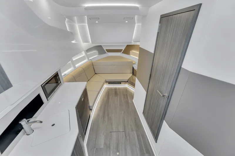 Slide: The Image of Sea Ray 370 SUNDANCER OUTBOARD 2023 - 14