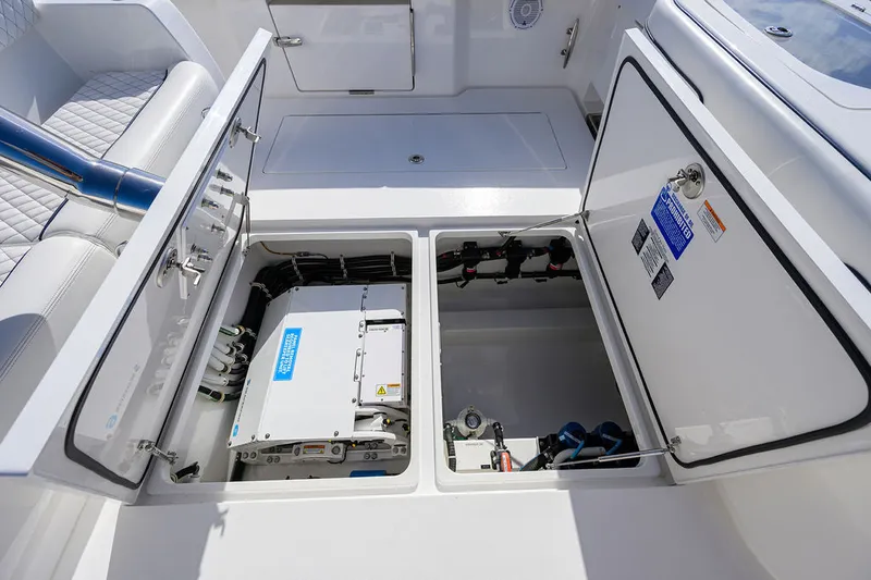 Slide: The Image of Valhalla Boatworks V-46 2023 - 30