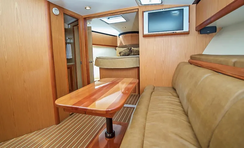 Slide: The Image of Luhrs 41 Open 2006 - 13