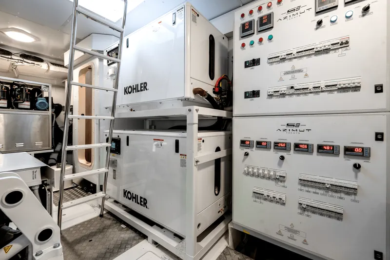 Slide: The Image of Azimut S8 2024 - 69