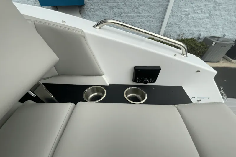 Slide: The Image of Cruisers Yachts 34 GLS Outboard 2024 - 14