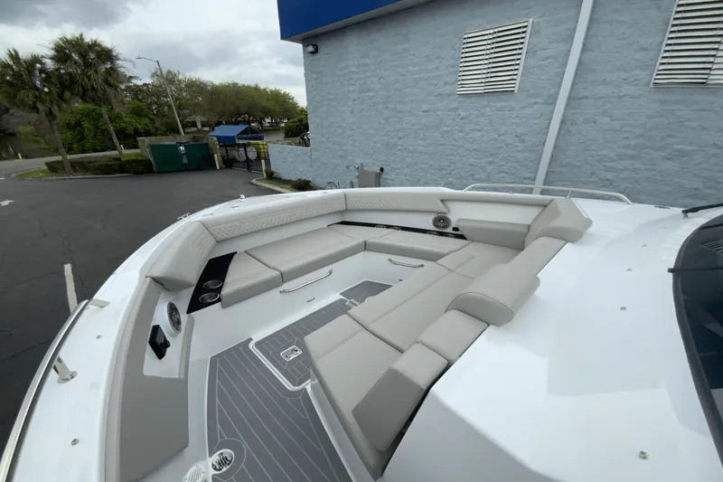 Slide: The Image of Cruisers Yachts 34 GLS Outboard 2024 - 30