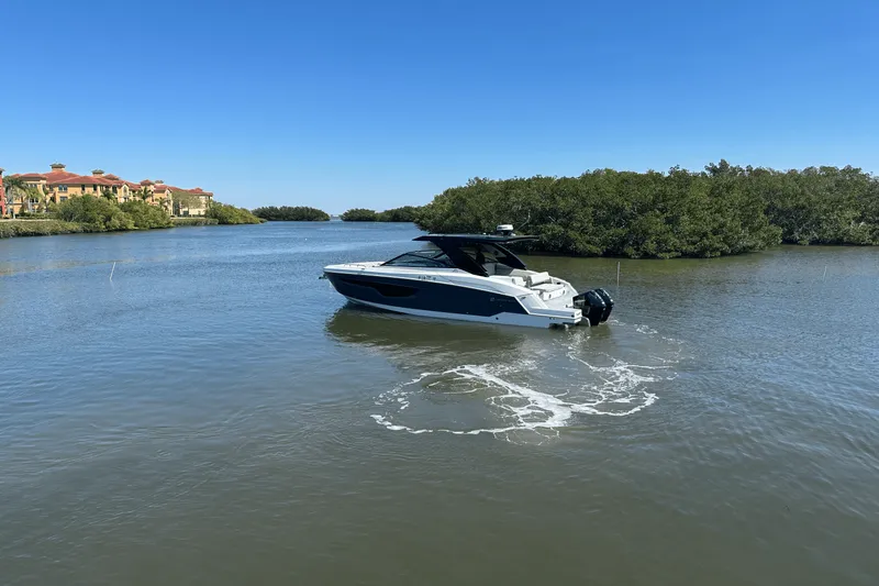 Slide: The Image of Cruisers Yachts 34 GLS Outboard 2024 - 7