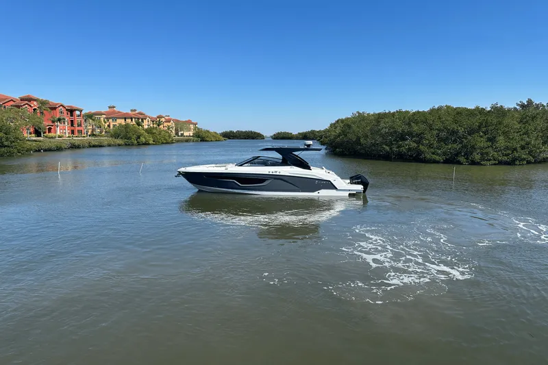 Slide: The Image of Cruisers Yachts 34 GLS Outboard 2024 - 9