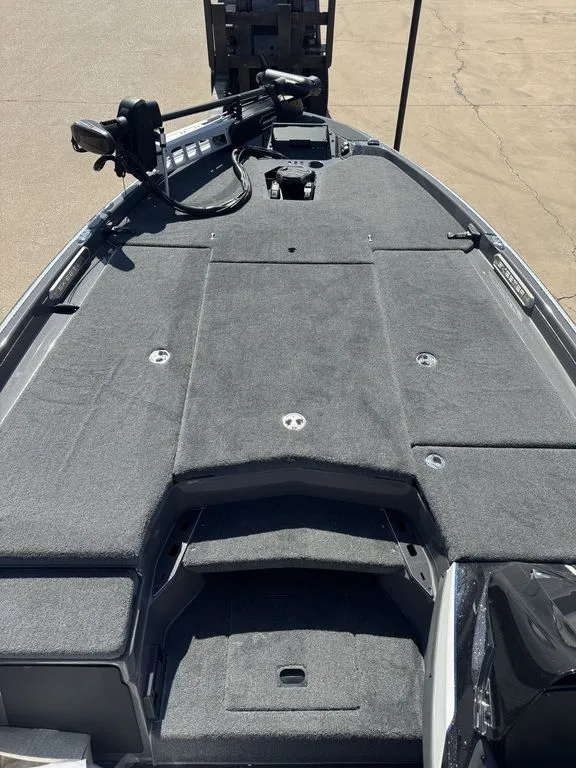 Slide: The Image of Skeeter FXR20 PRO 2026 - 5