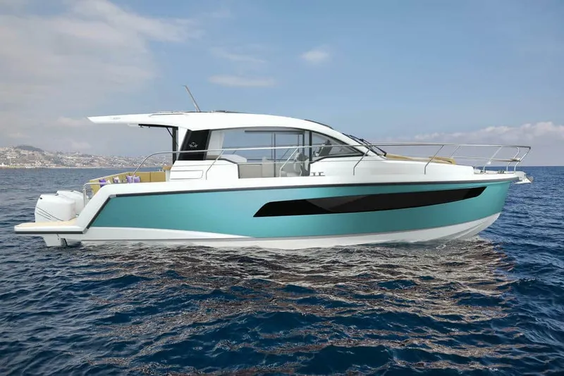 Slide: The Image of Sealine C335v 2026 - 7