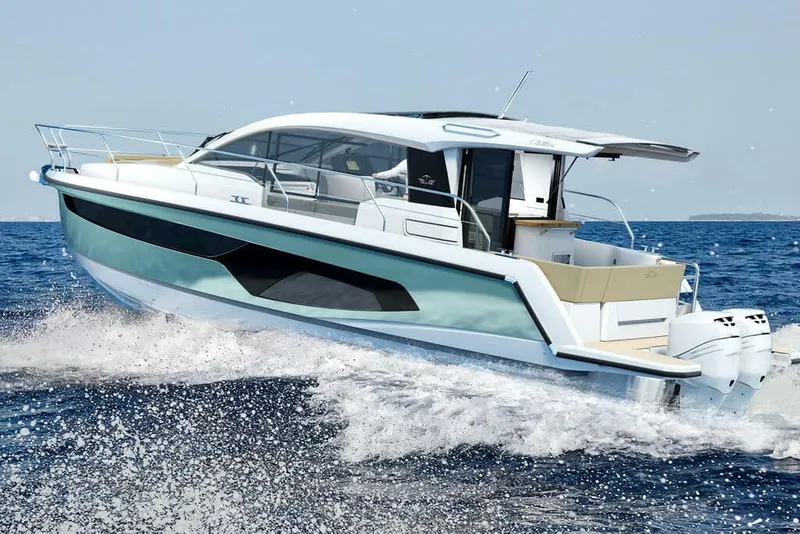 Slide: The Image of Sealine C335v 2026 - 5