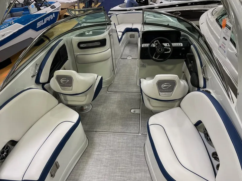 Slide: The Image of Crownline Boats 280 SS Surf 2023 - 3