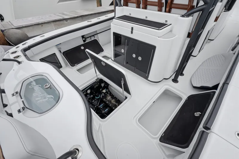 Slide: The Image of Yellowfin Offshore 42 2025 - 25