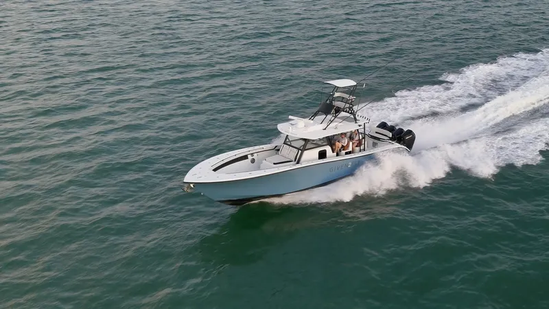 Slide: The Image of Yellowfin Offshore 42 2025 - 8