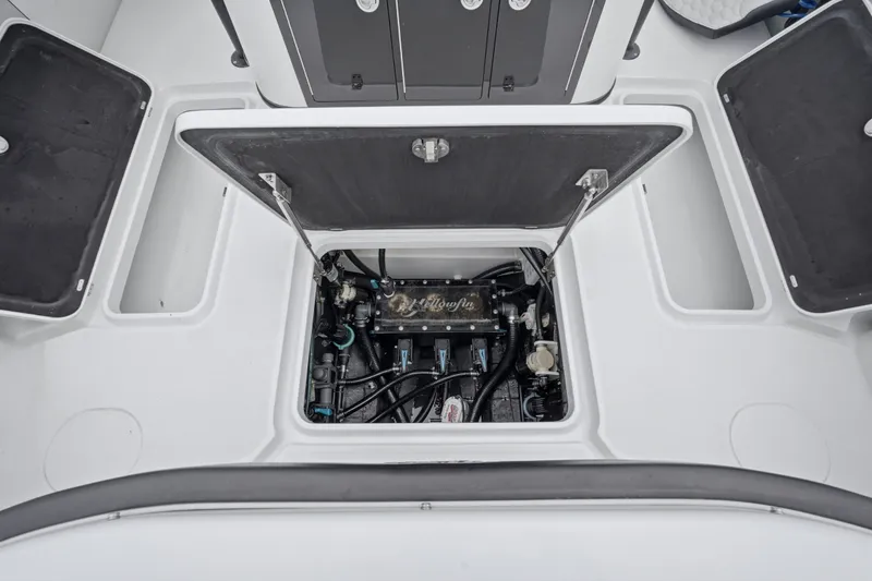 Slide: The Image of Yellowfin Offshore 42 2025 - 44