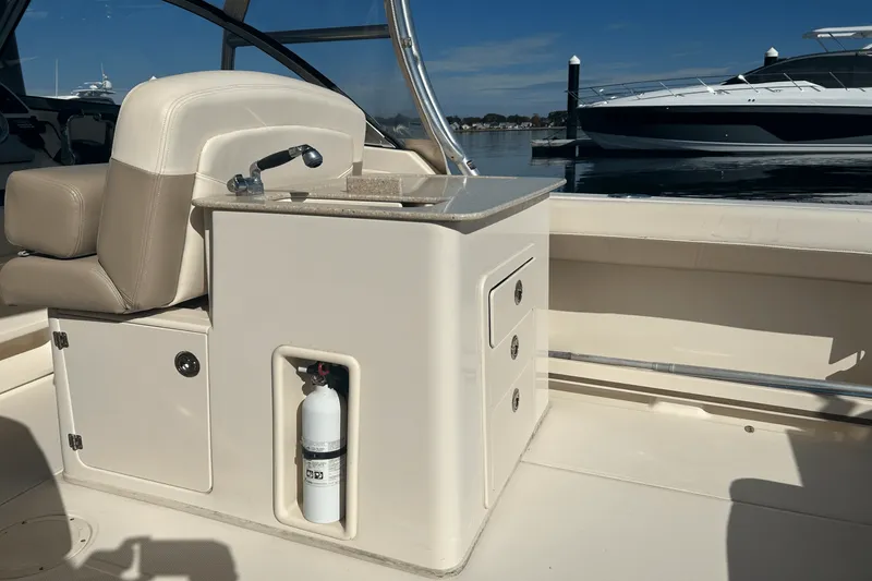 Slide: The Image of Grady-White Freedom 285 2014 - 12