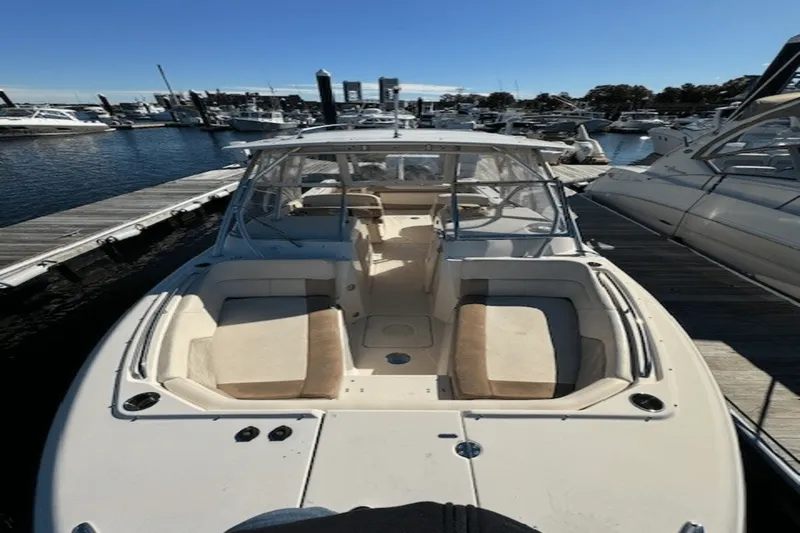 Slide: The Image of Grady-White Freedom 285 2014 - 7