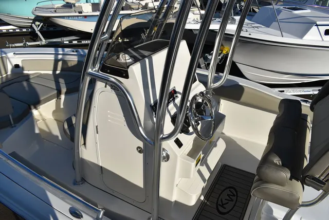 Slide: The Image of Key West Boats 239 FS 2024 - 16