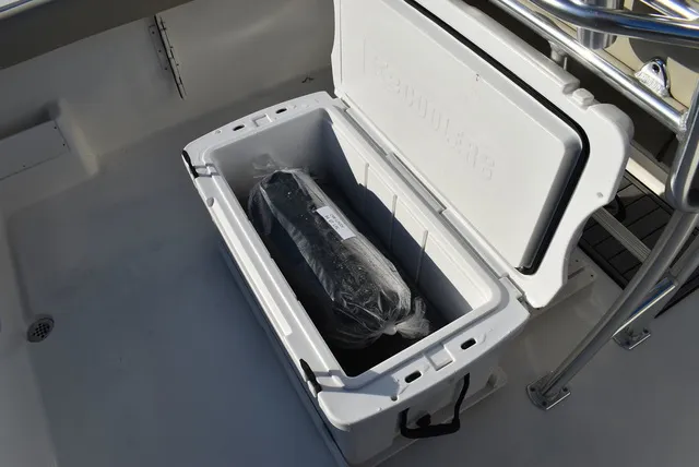 Slide: The Image of Key West Boats 239 FS 2024 - 31