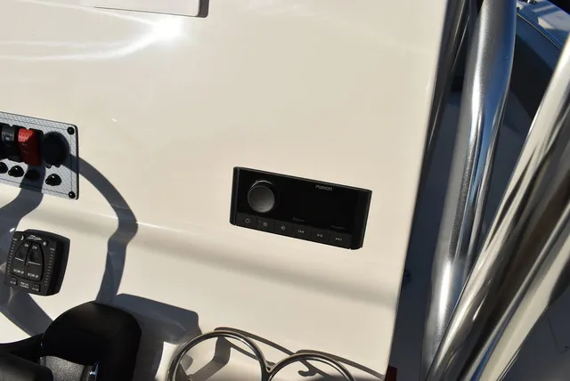Slide: The Image of Key West Boats 239 FS 2024 - 39