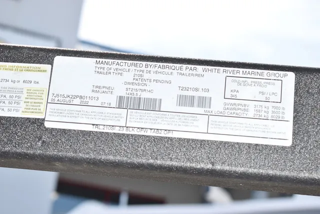 Slide: The Image of Tahoe® 210 SI 2023 - 70