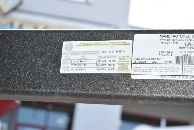 Slide: The Image of Tahoe® 210 SI 2023 - 71