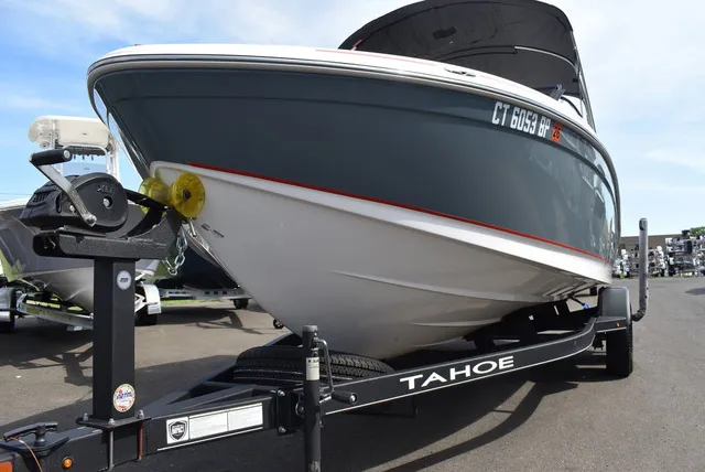 Slide: The Image of Tahoe® 210 SI 2023 - 72