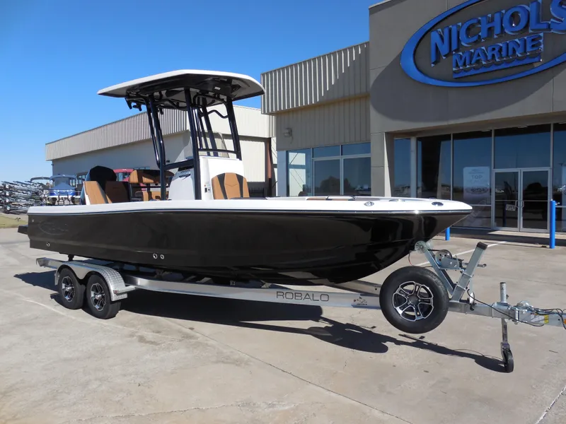 Slide: The Image of Robalo 226 Cayman 2024 - 1