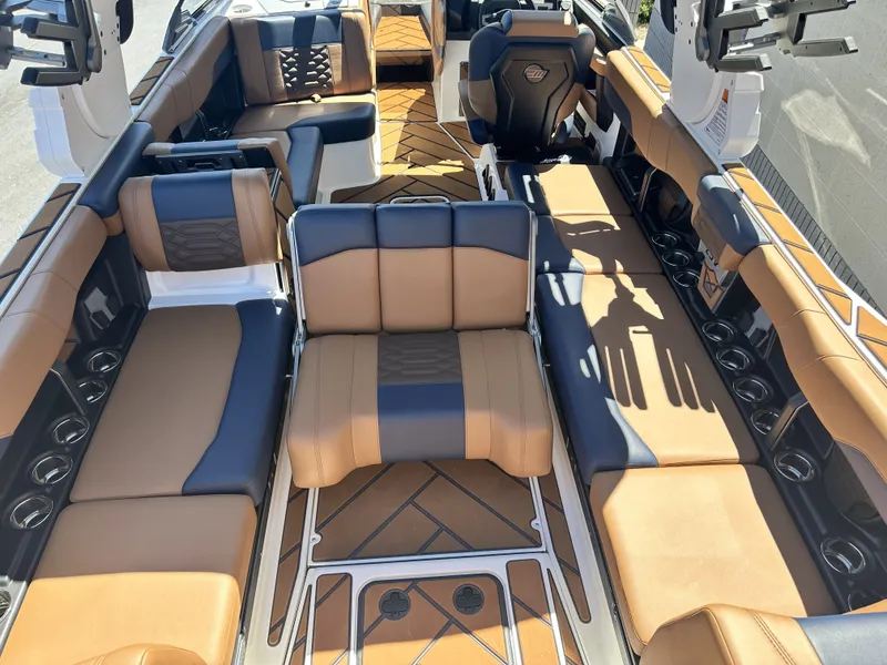 Slide: The Image of Malibu 26 LSV 2026 - 16