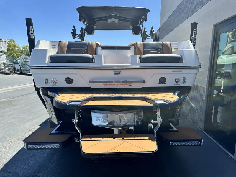 Slide: The Image of Malibu 26 LSV 2026 - 3