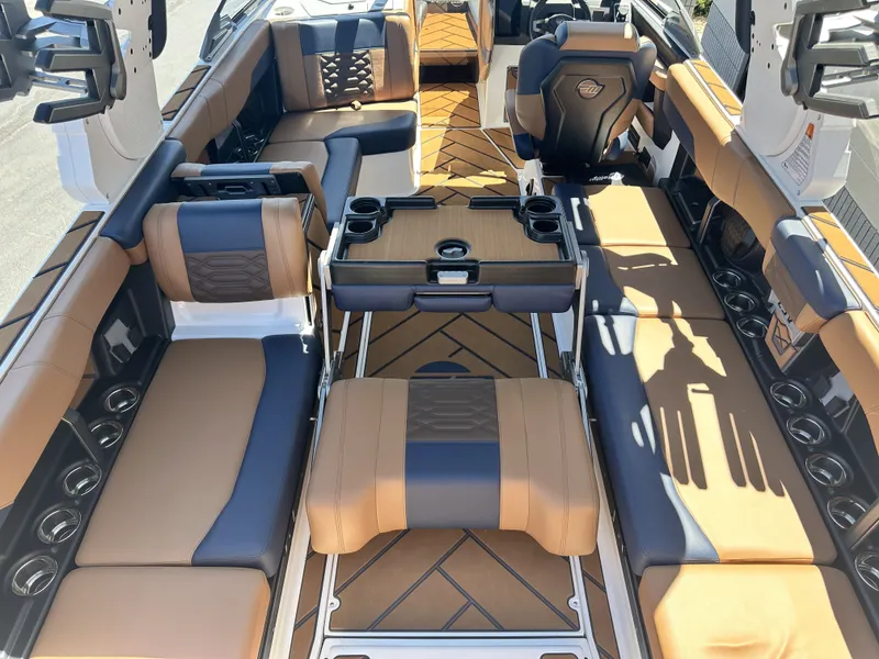 Slide: The Image of Malibu 26 LSV 2026 - 18