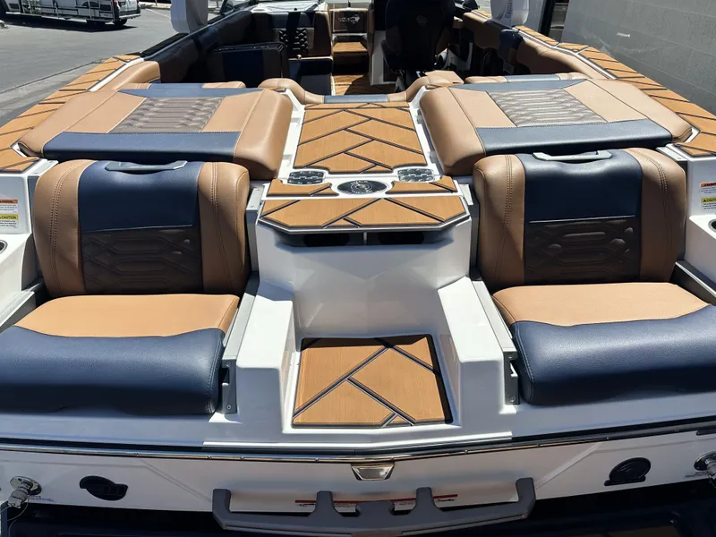 Slide: The Image of Malibu 26 LSV 2026 - 6