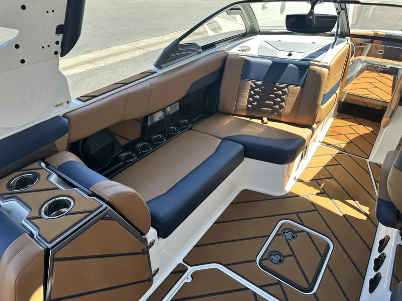 Slide: The Image of Malibu 26 LSV 2026 - 11