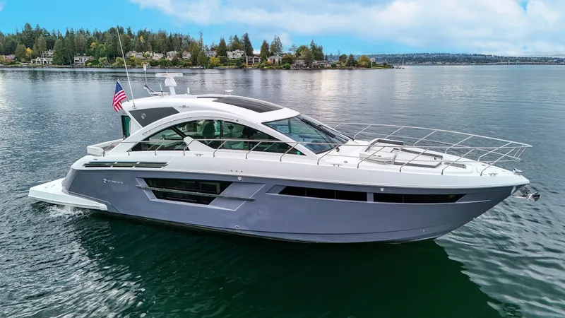 The Image of Cruisers 54 Cantius 2018 - 0