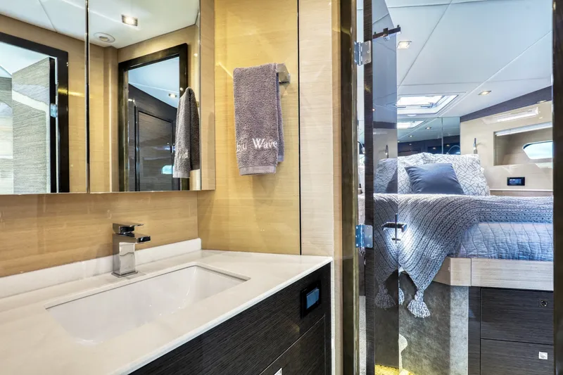 Slide: The Image of Cruisers 54 Cantius 2018 - 8