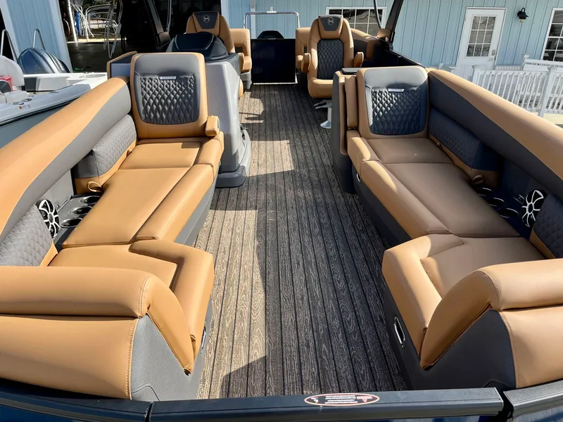 Slide: The Image of Harris Sunliner 250 2026 - 14