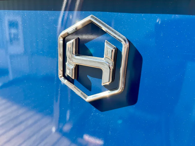 Slide: The Image of Harris Sunliner 250 2026 - 38