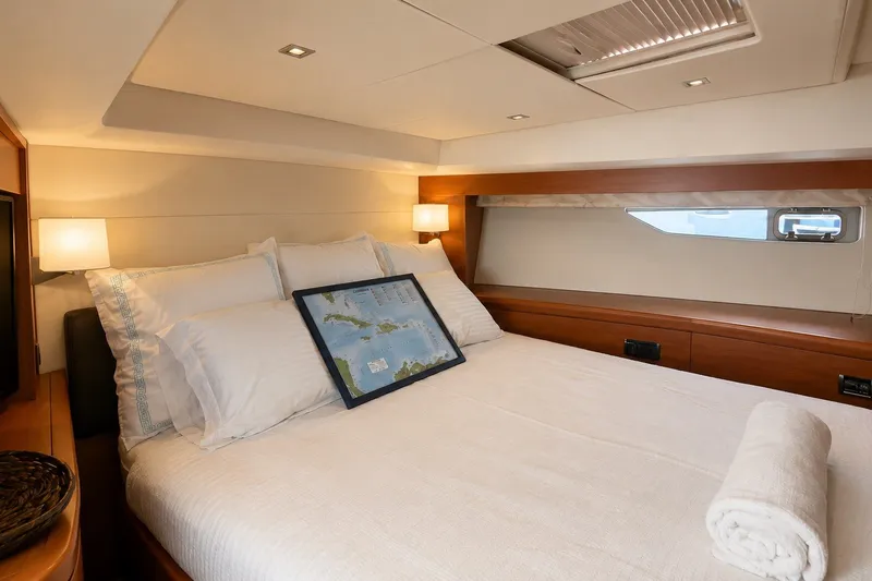 Slide: The Image of Prestige 550 2013 - 8