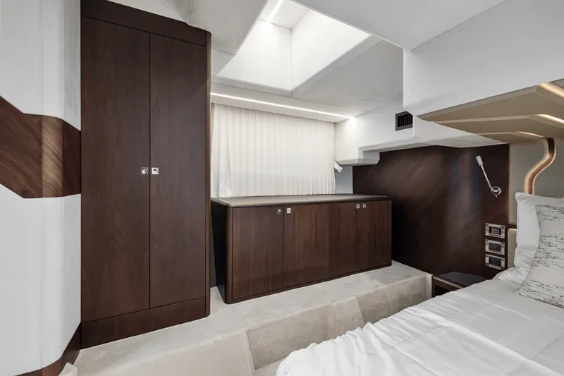 Slide: The Image of Galeon 450 HTC 2024 - 53