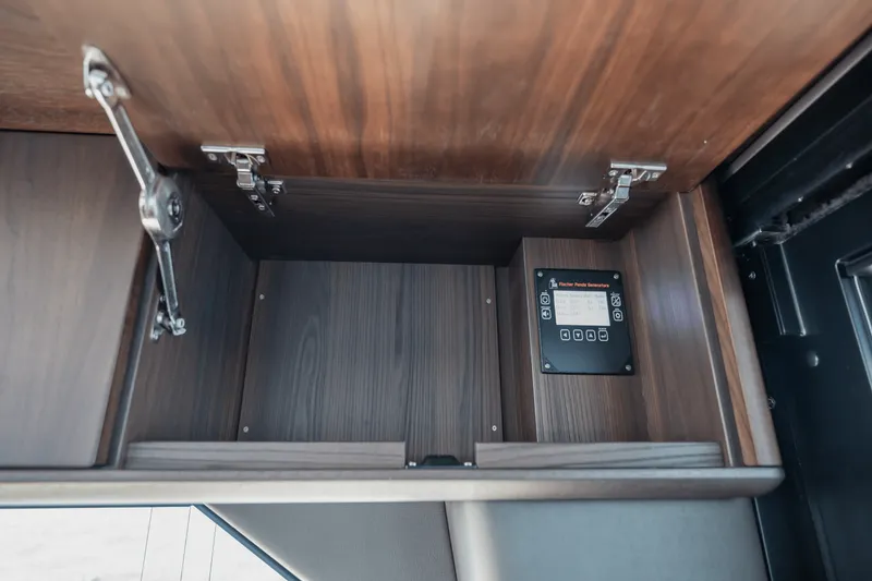 Slide: The Image of Galeon 450 HTC 2024 - 58