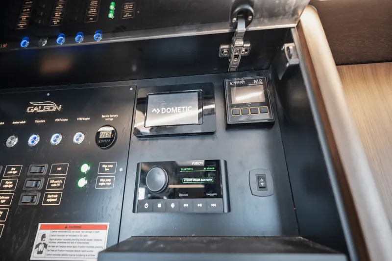 Slide: The Image of Galeon 450 HTC 2024 - 62