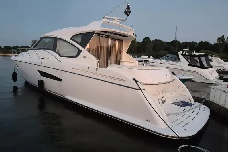 Slide: The Image of Tiara 5800 Sovran 2009 - 1