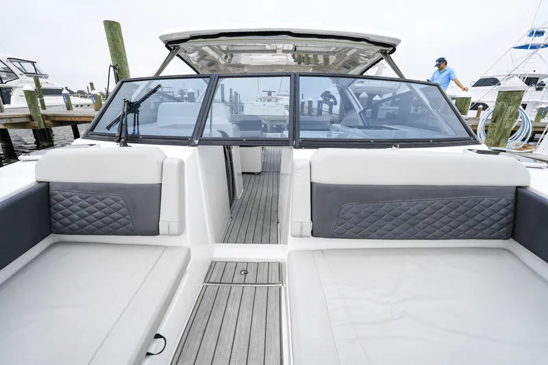 Slide: The Image of Aquila 32 SPORT 2020 - 11