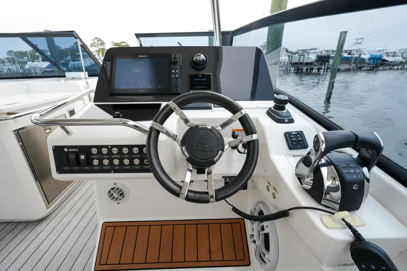 Slide: The Image of Aquila 32 SPORT 2020 - 12