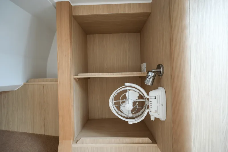 Slide: The Image of Aquila 32 SPORT 2020 - 21