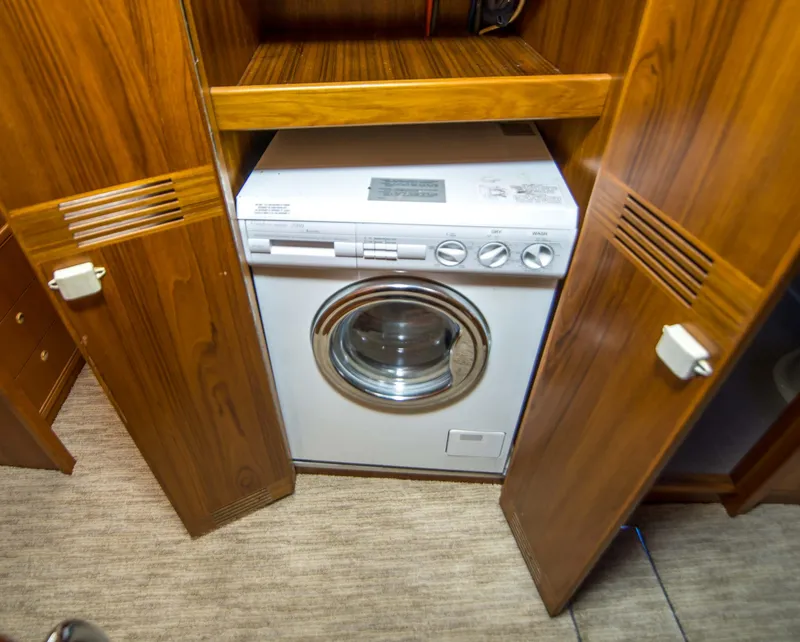 Slide: The Image of Riviera 48 Convertible 2000 - 27