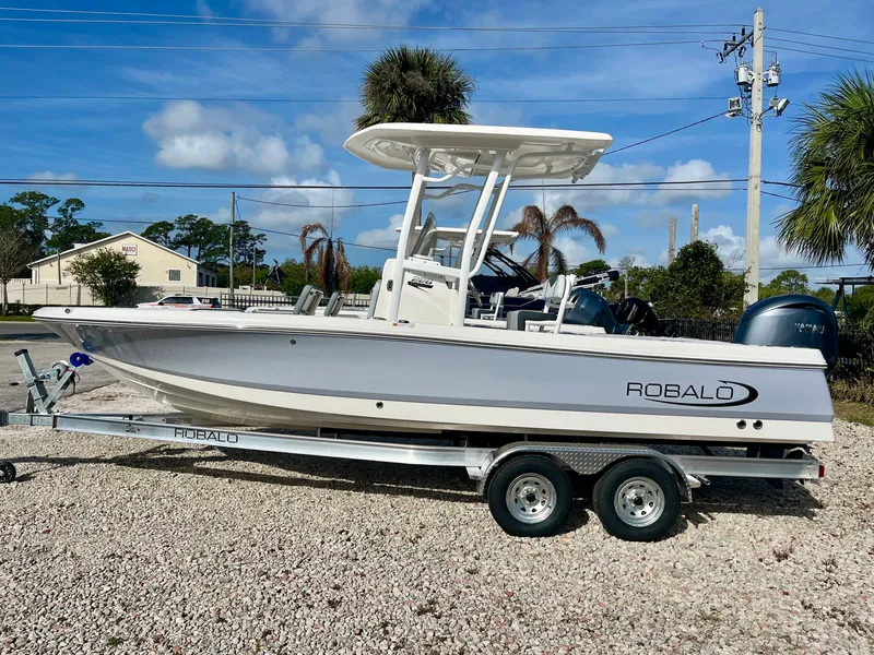 The Image of Robalo 226 2026 - 0